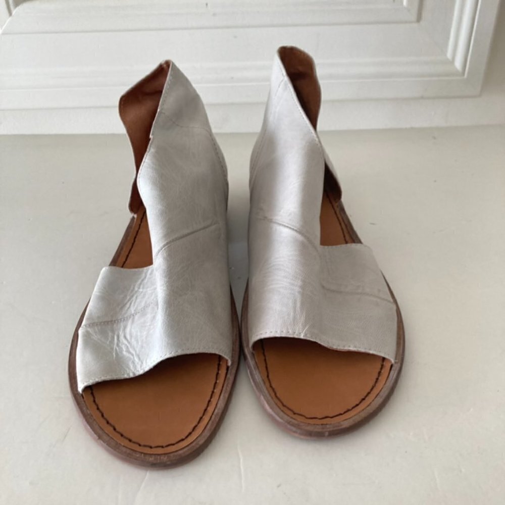 NWOT Free People Mont Blanc Creme Cutout Leather Sandals Sz 41 - Picture 4 of 8